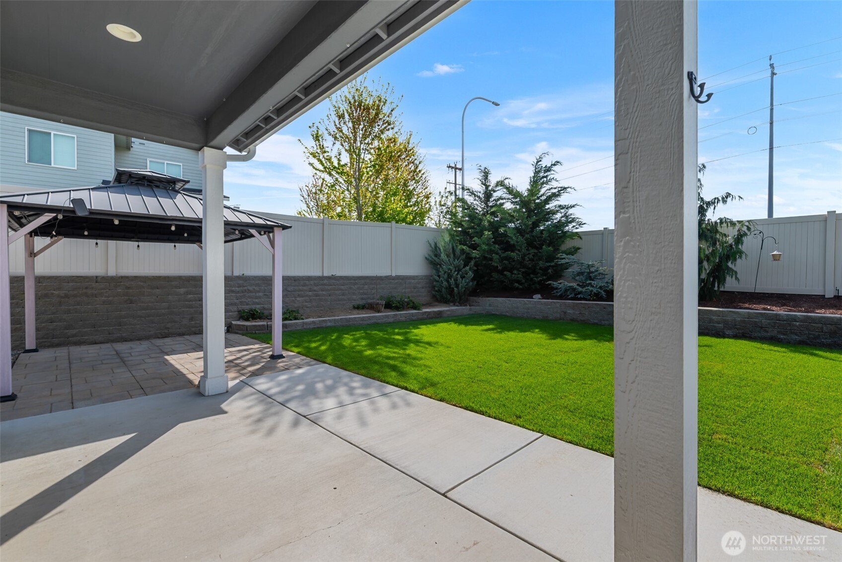 2250 SE Treat Street , East Wenatchee, WA 98802