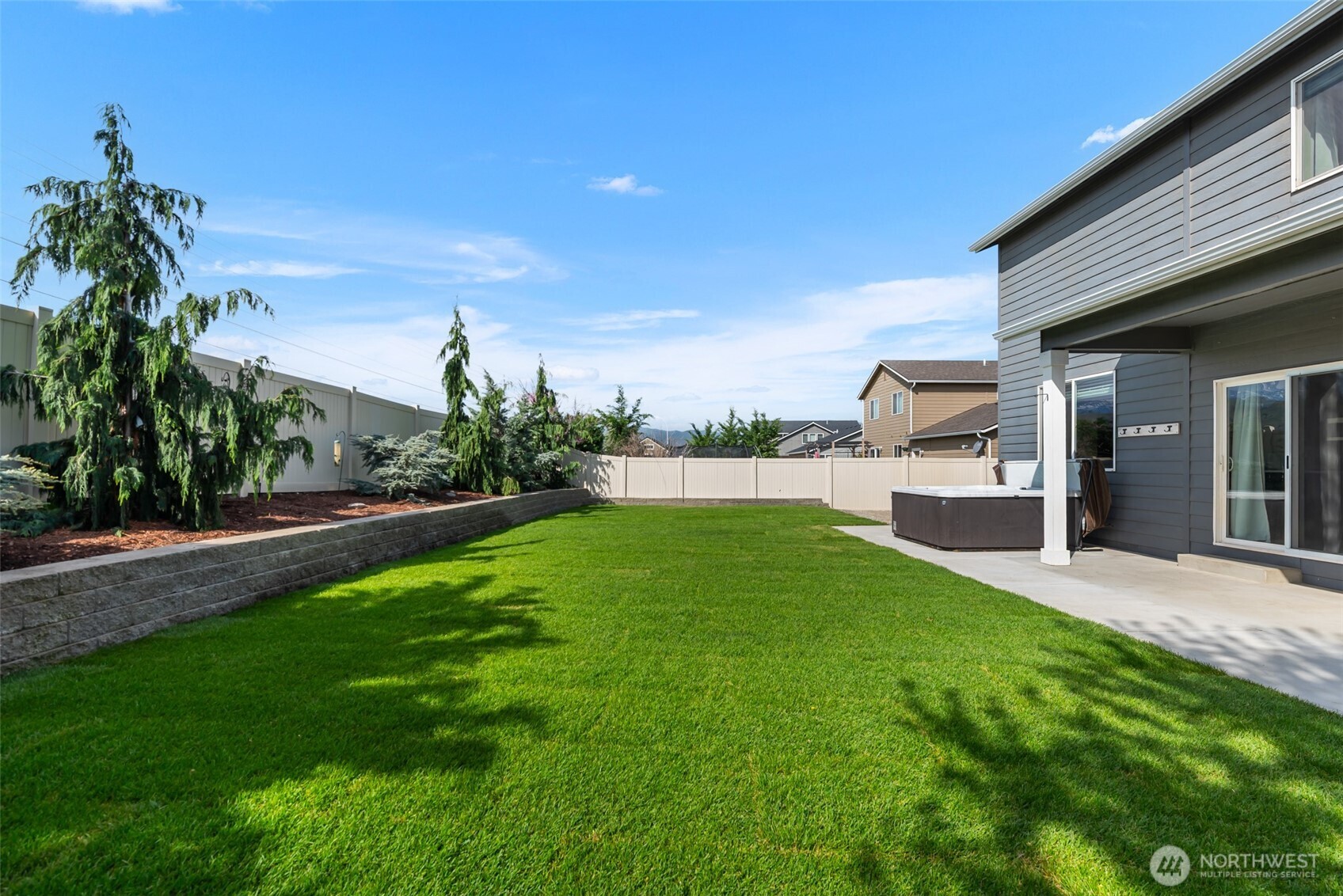 2250 SE Treat Street , East Wenatchee, WA 98802