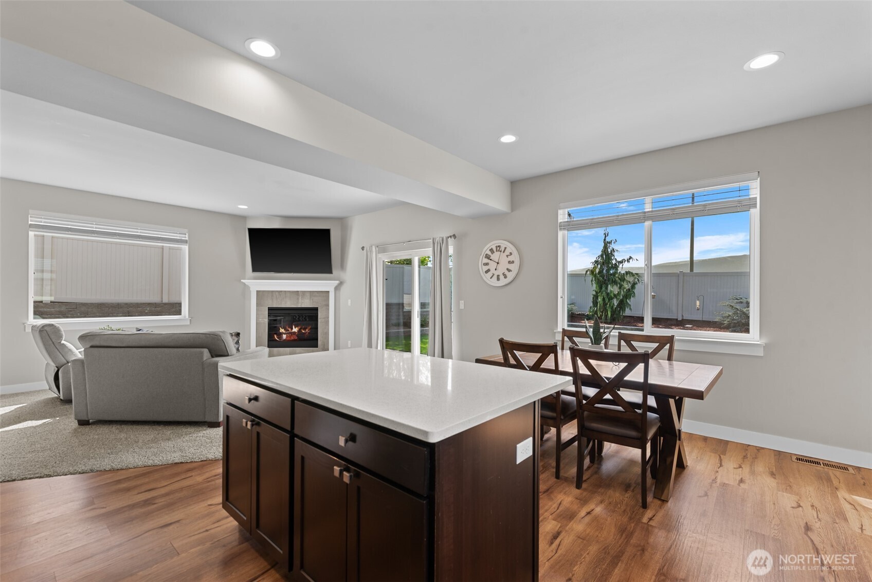 2250 SE Treat Street , East Wenatchee, WA 98802