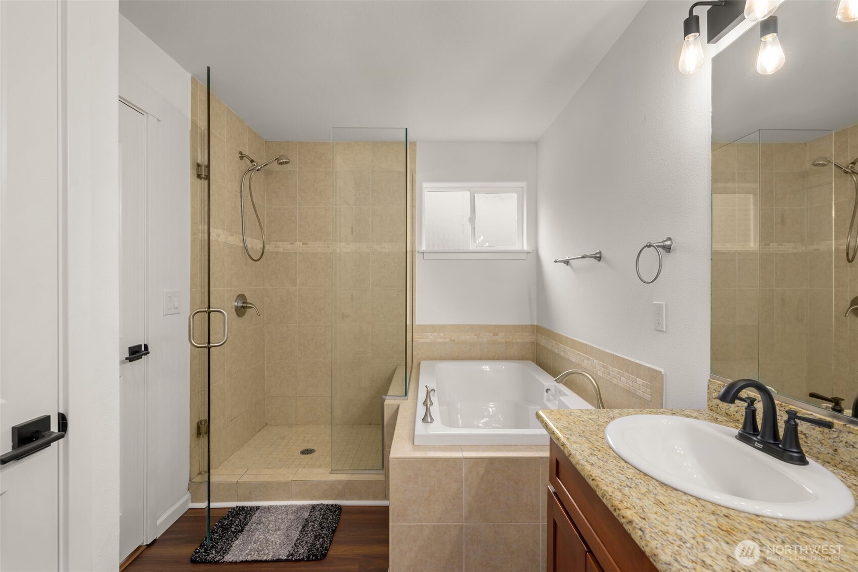 2040 E 34th Street , Tacoma, WA 98404