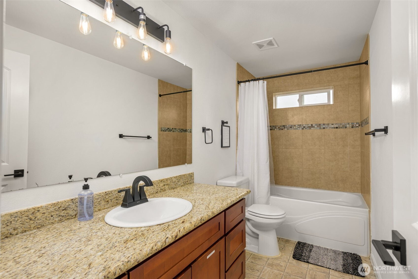 2040 E 34th Street , Tacoma, WA 98404