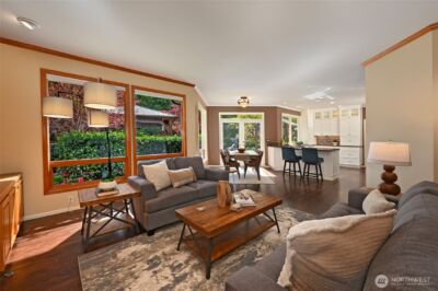 2636 259th Court SE, Sammamish, WA 98075 - Photo 12