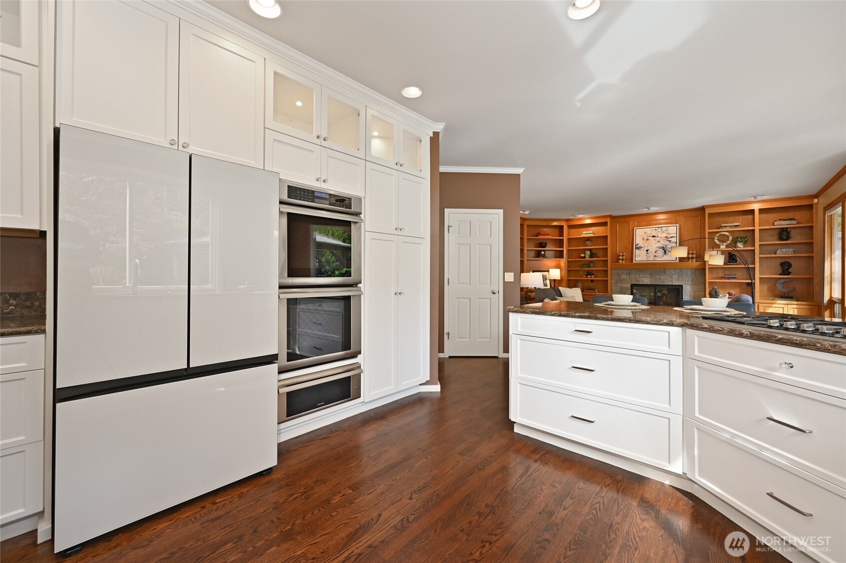 2636 259th Court SE, Sammamish, WA 98075