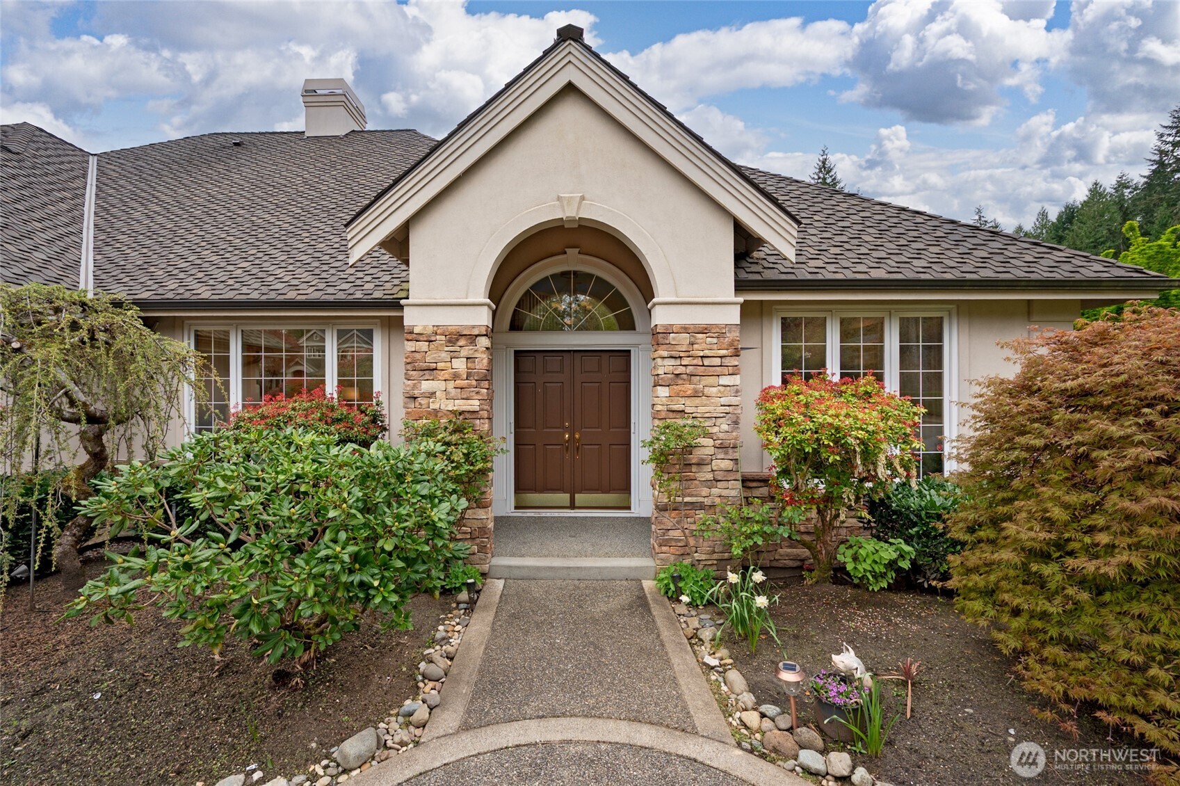 2636 259th Court SE, Sammamish, WA 98075