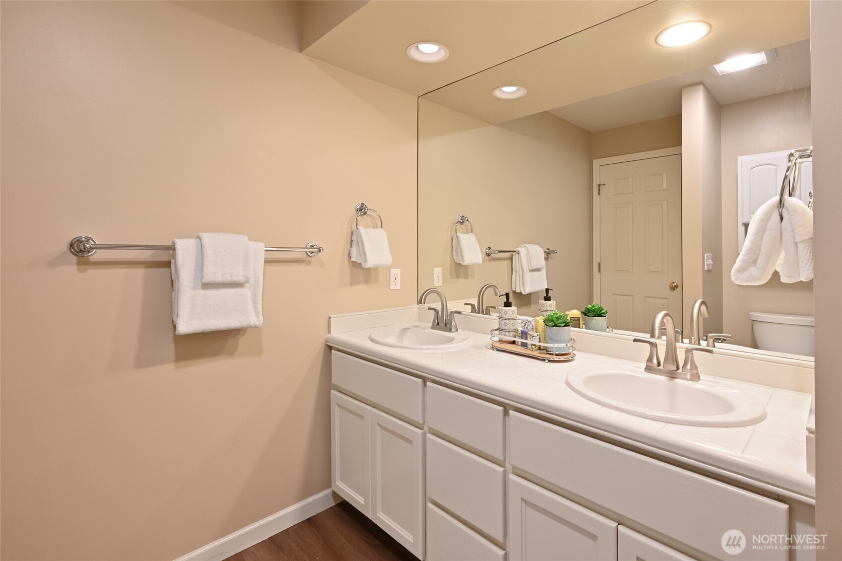 2636 259th Court SE, Sammamish, WA 98075
