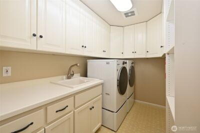 2636 259th Court SE, Sammamish, WA 98075 - Photo 26