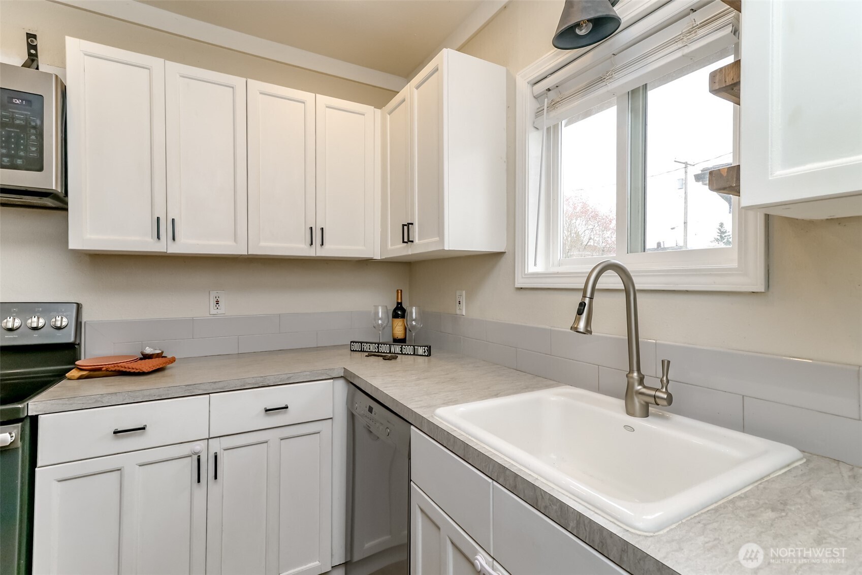 3015 Fredrickson Street , Enumclaw, WA 98022