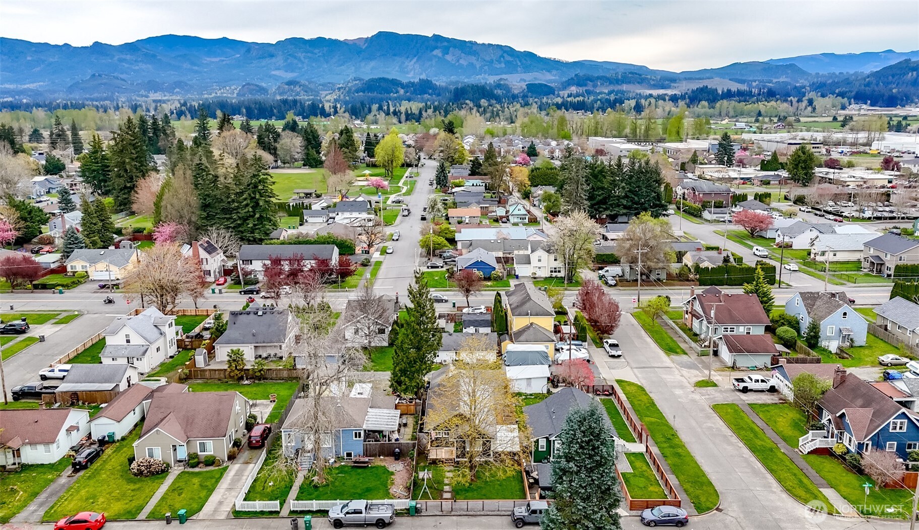 3015 Fredrickson Street , Enumclaw, WA 98022