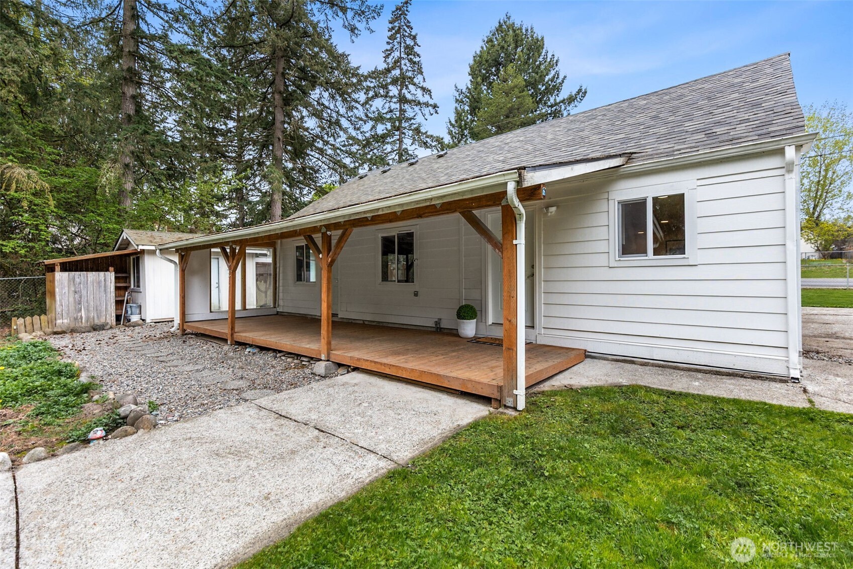 10203 McKinley Avenue E, Tacoma, WA 98445