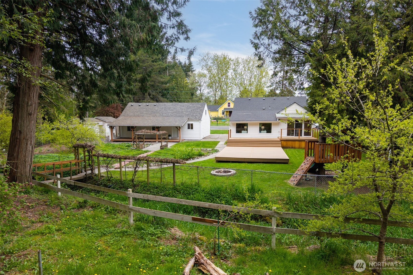 10203 McKinley Avenue E, Tacoma, WA 98445