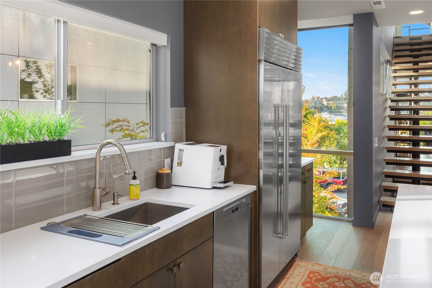 2830 Fairview Avenue E, Seattle, WA 98102