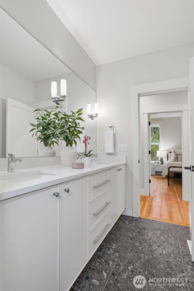 2327 NE 127th Street #B, Seattle, WA 98125 - Photo 27