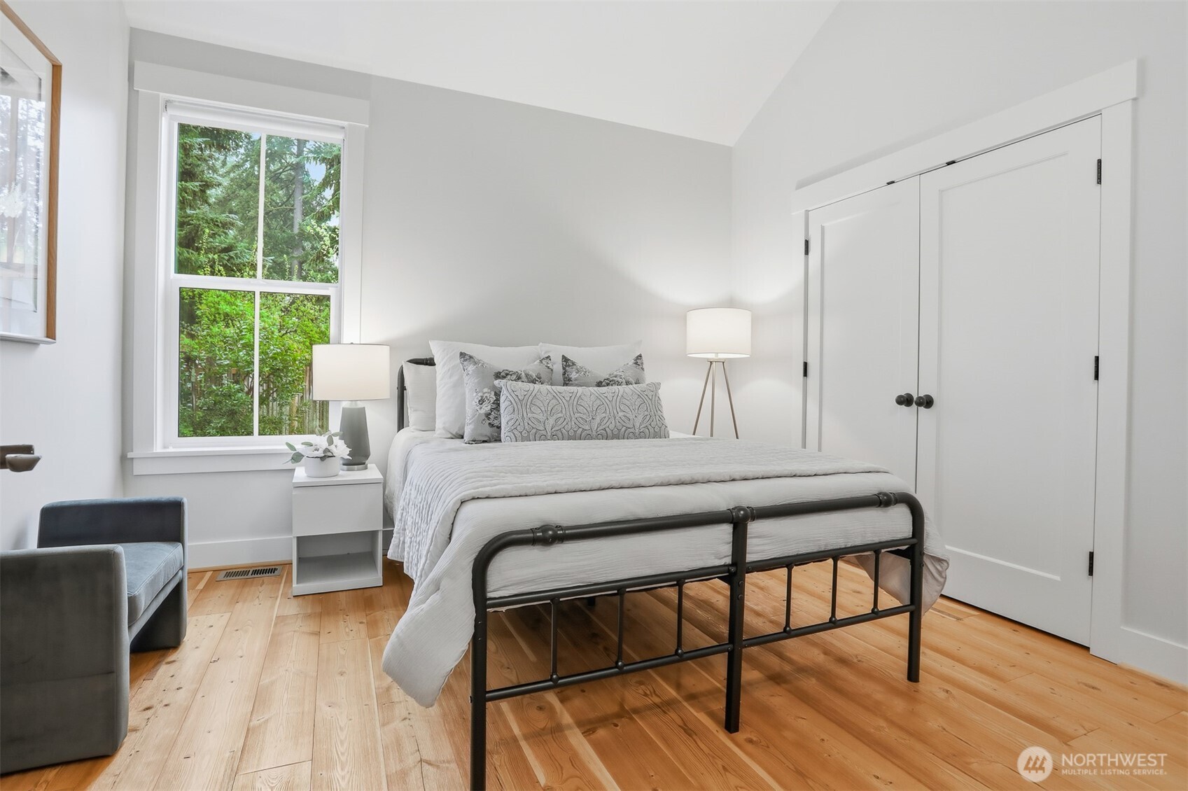 2327 NE 127th Street #B, Seattle, WA 98125