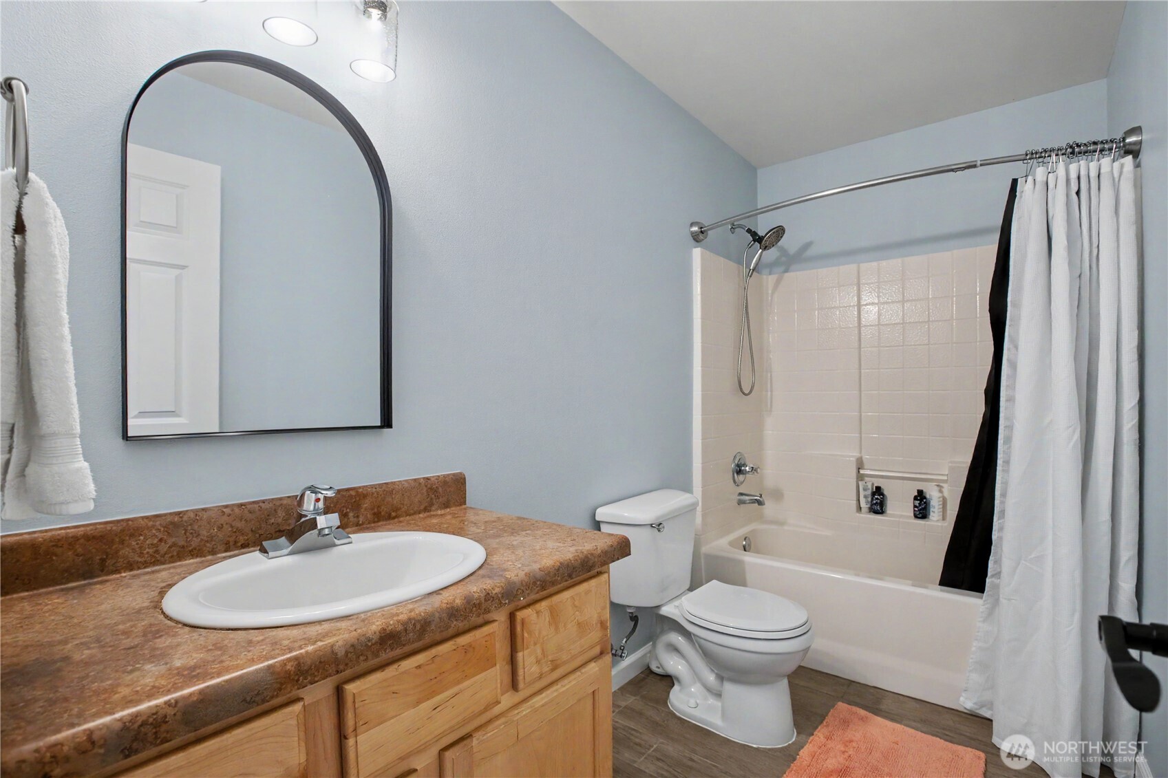 1521 Sinclair Drive , Dupont, WA 98327