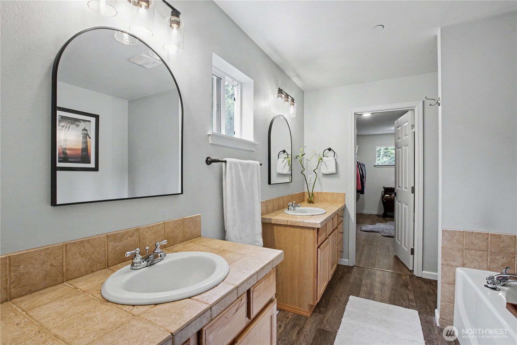 1521 Sinclair Drive , Dupont, WA 98327