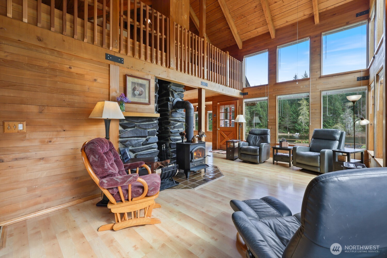 400 E Catfish Lake Road , Shelton, WA 98584