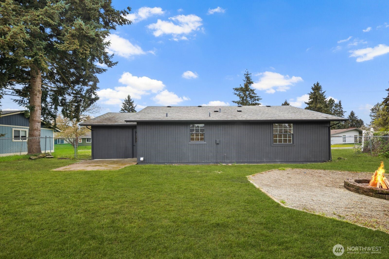 17415 6th Avenue E, Spanaway, WA 98387-7827