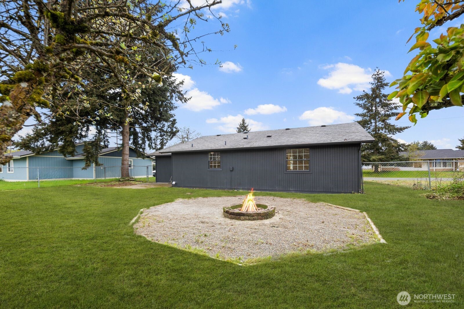 17415 6th Avenue E, Spanaway, WA 98387-7827