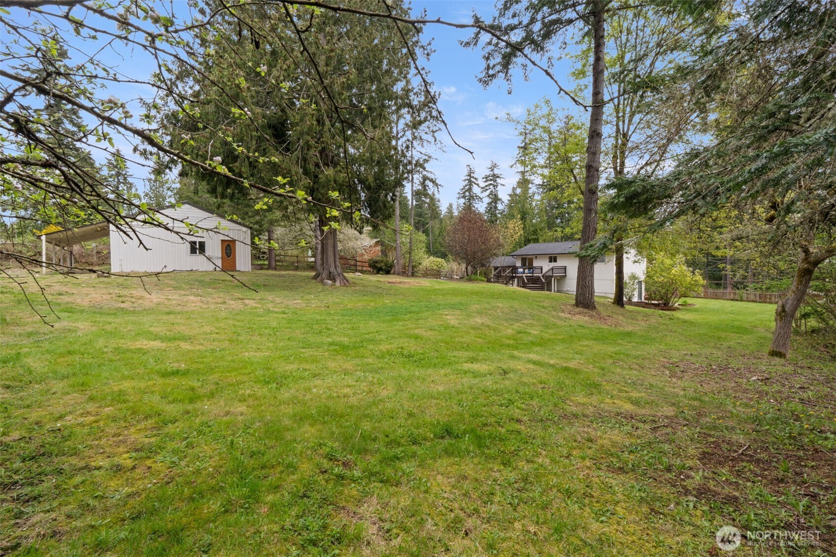 4631 E Grapeview Loop Road , Allyn, WA 98524