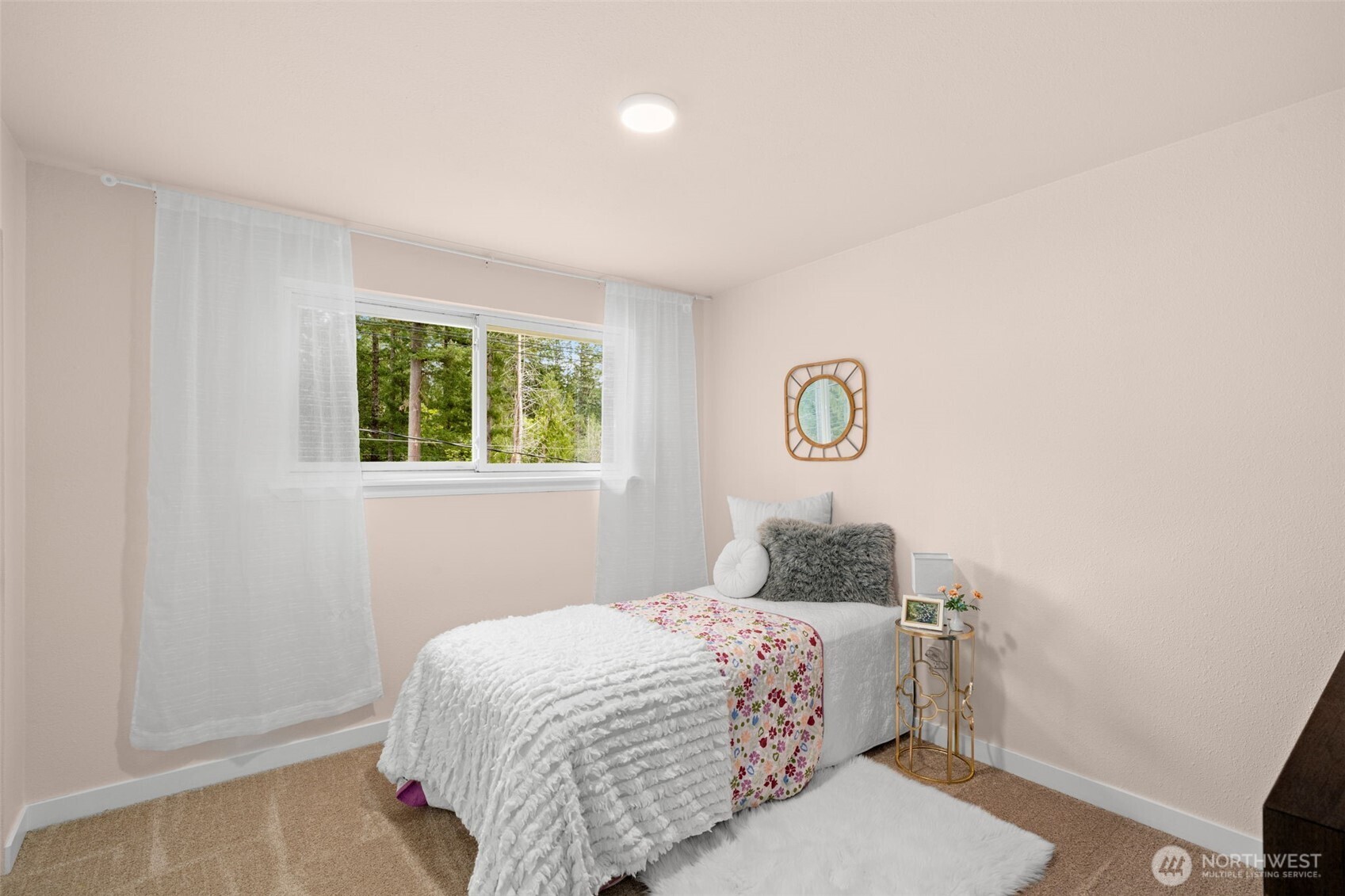 4631 E Grapeview Loop Road , Allyn, WA 98524