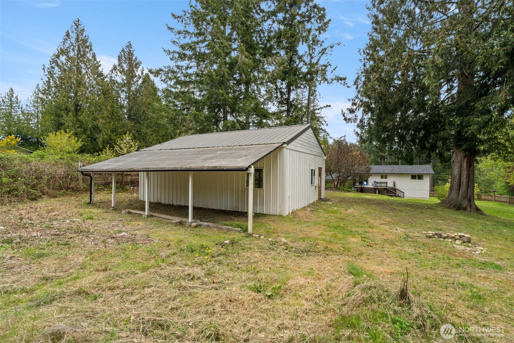 4631 E Grapeview Loop Road , Allyn, WA 98524