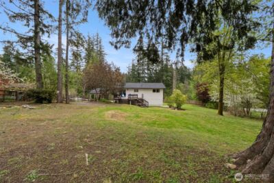 4631 E Grapeview Loop Road , Allyn, WA 98524 - Photo 29