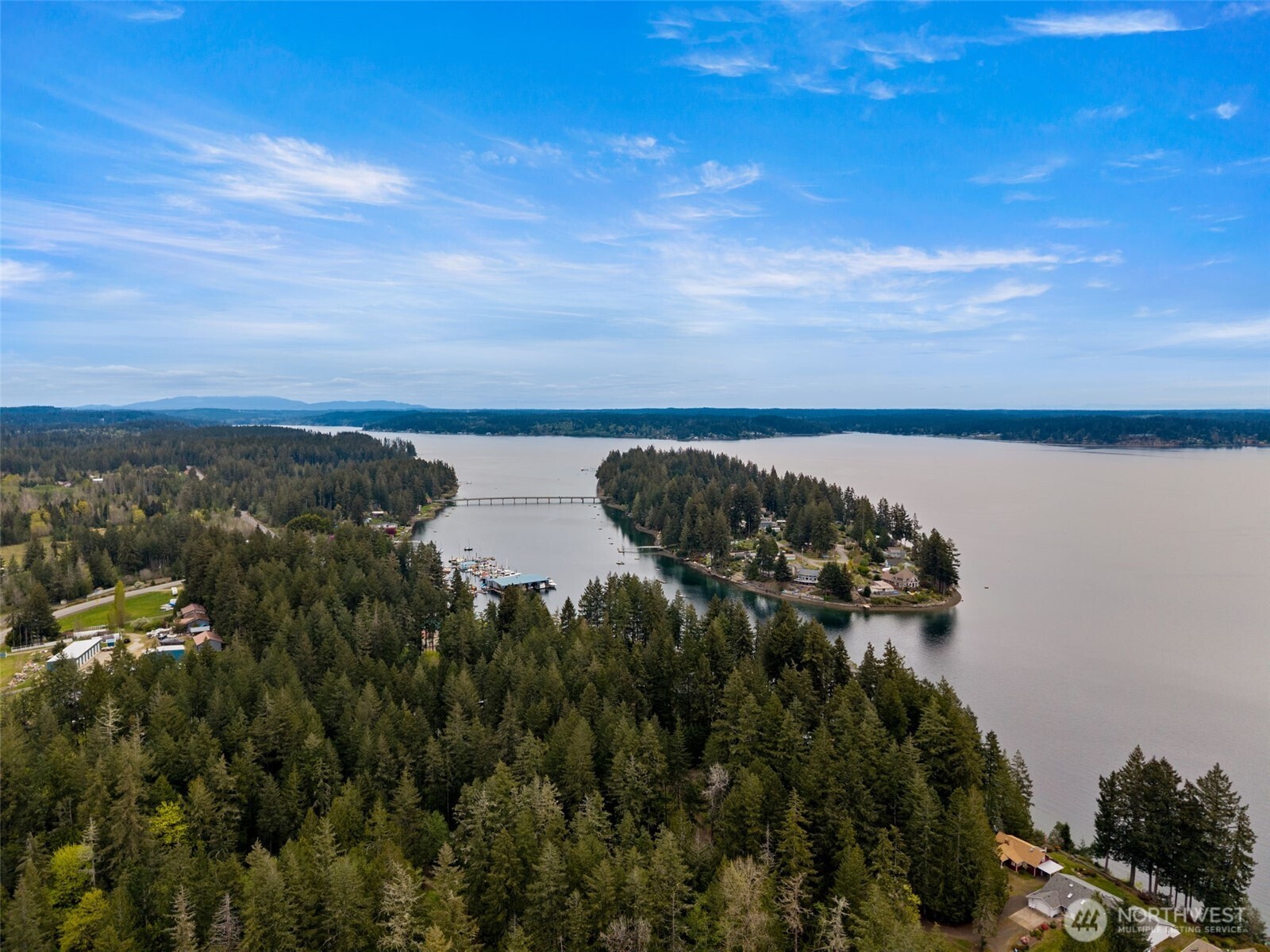 4631 E Grapeview Loop Road , Allyn, WA 98524