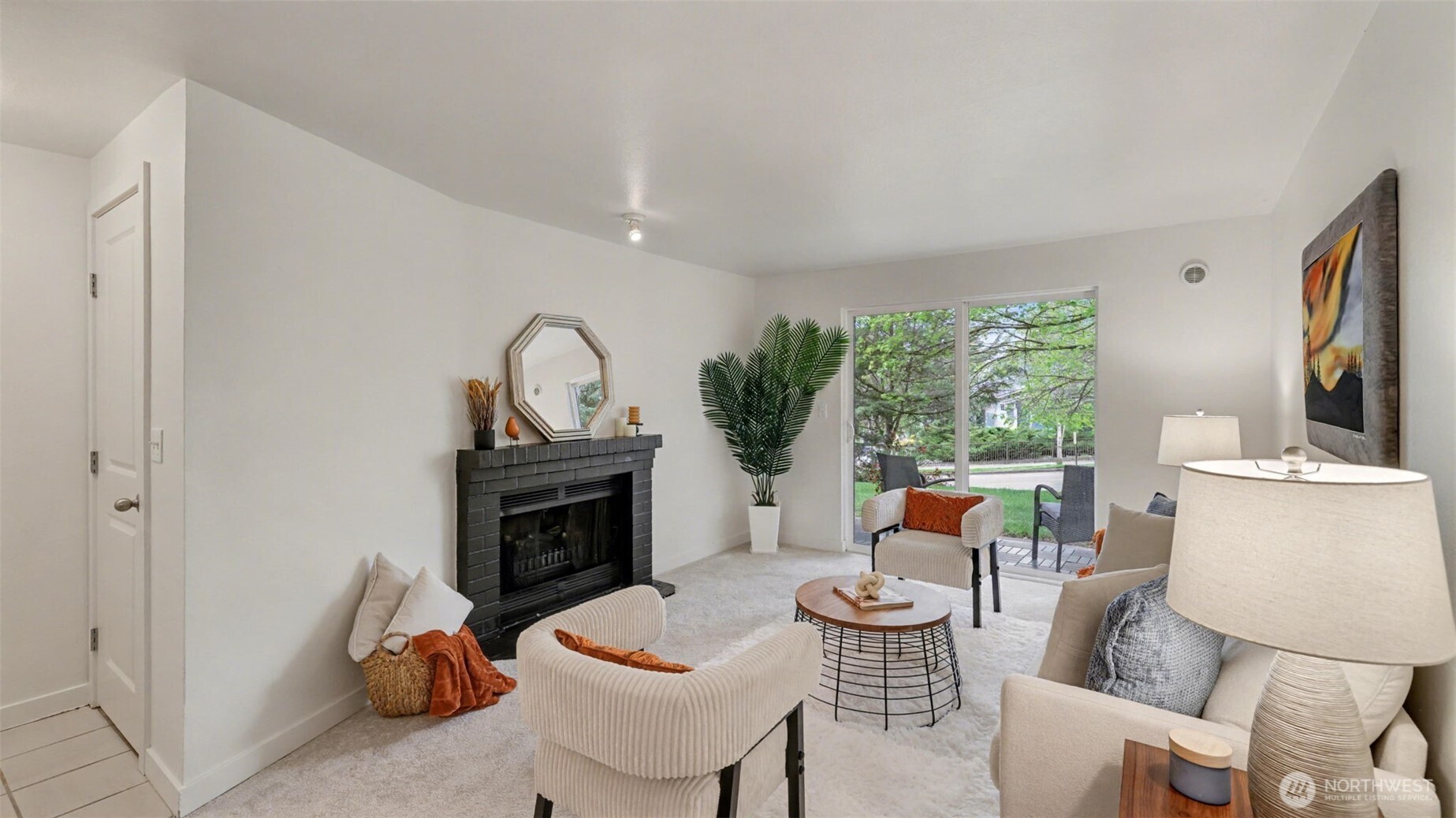 14210 NE 181st Place #M102, Woodinville, WA 98072