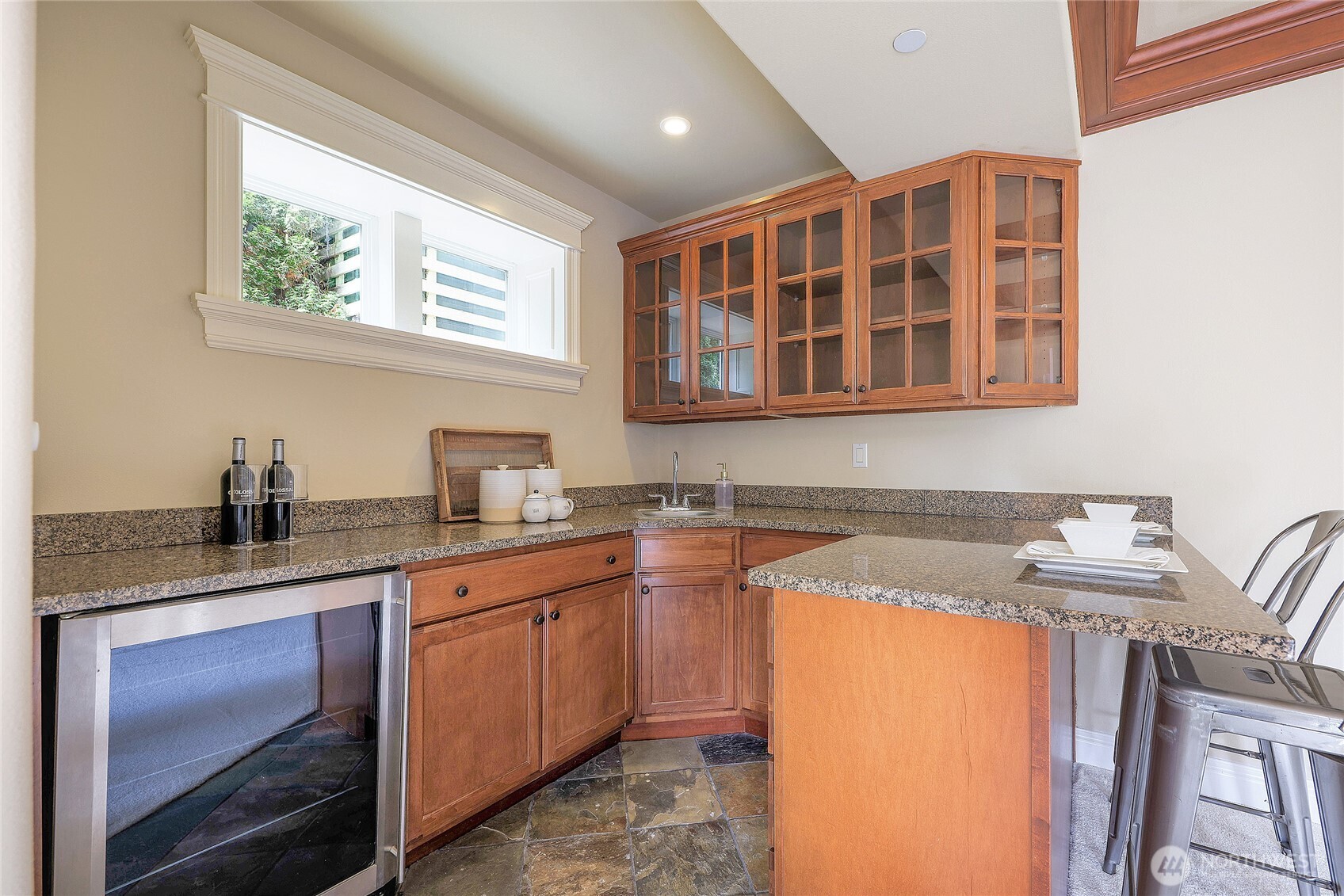 7661 NE 14th Street , Medina, WA 98039