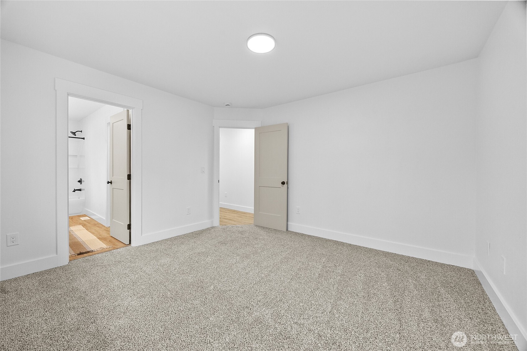 6930 S Monroe Street , Tacoma, WA 98409