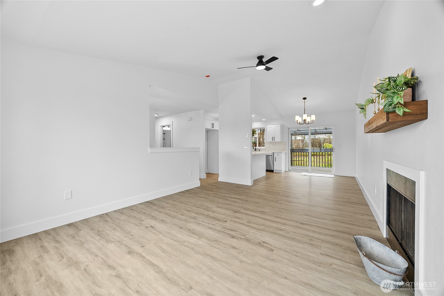 6930 S Monroe Street , Tacoma, WA 98409