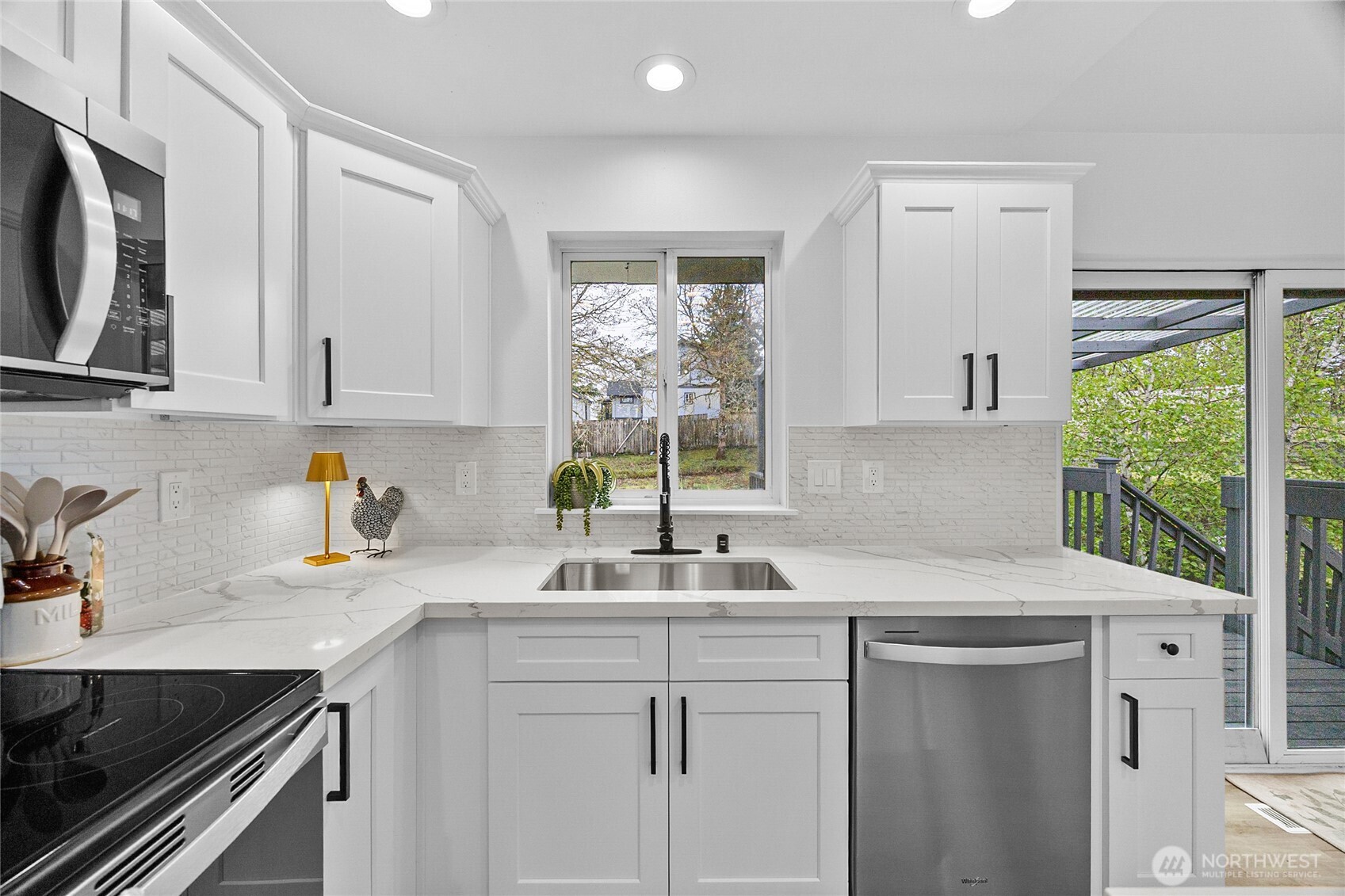 6930 S Monroe Street , Tacoma, WA 98409