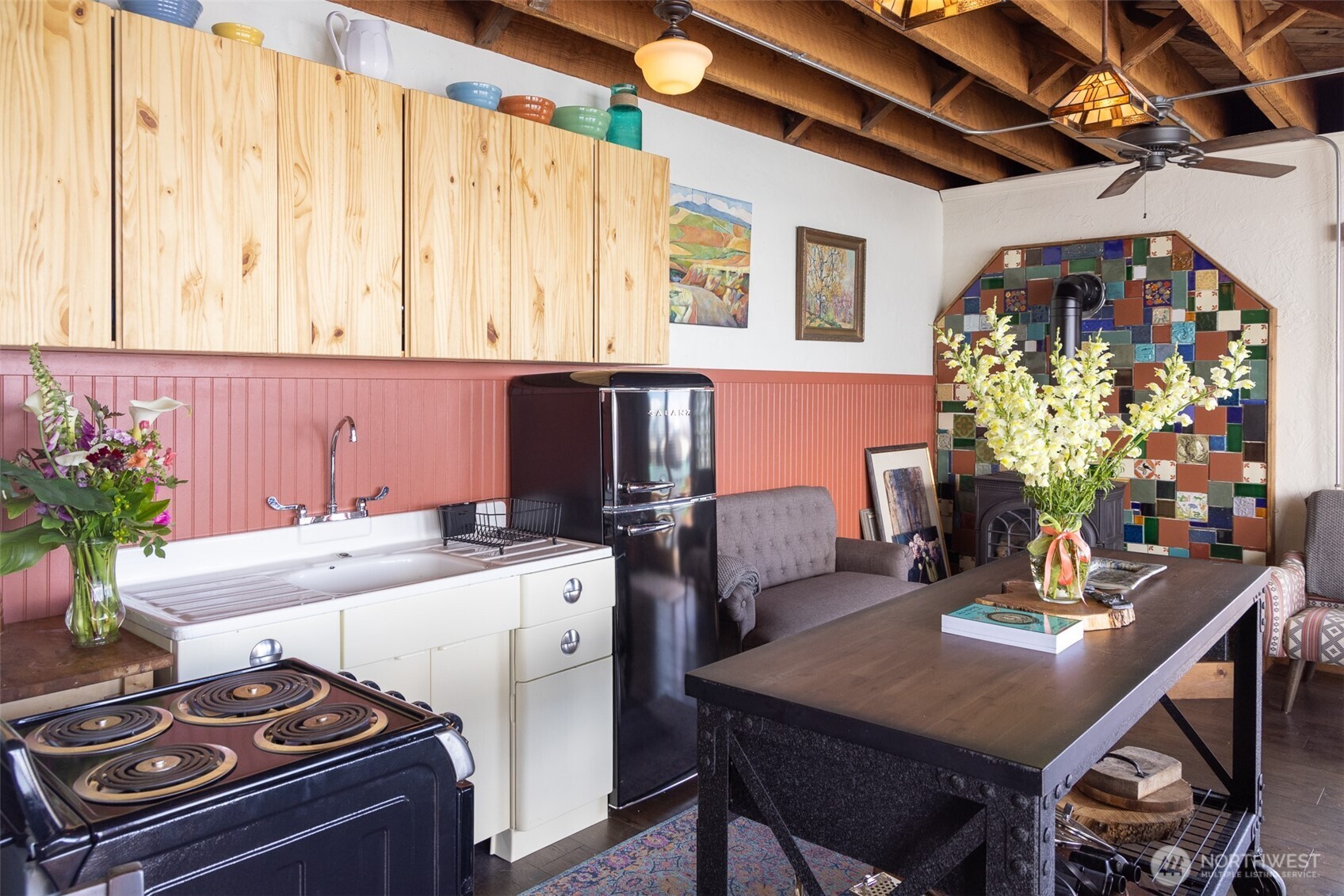 10824 Vashon Highway SW, Vashon, WA 98070
