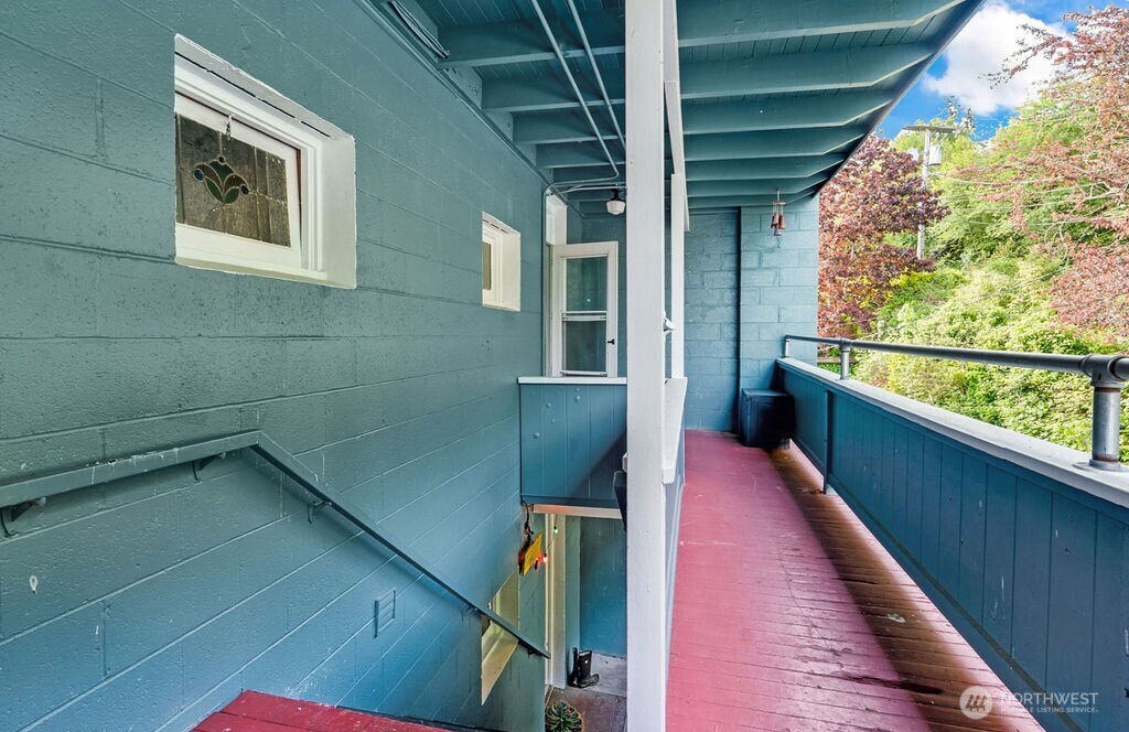 10824 Vashon Highway SW, Vashon, WA 98070
