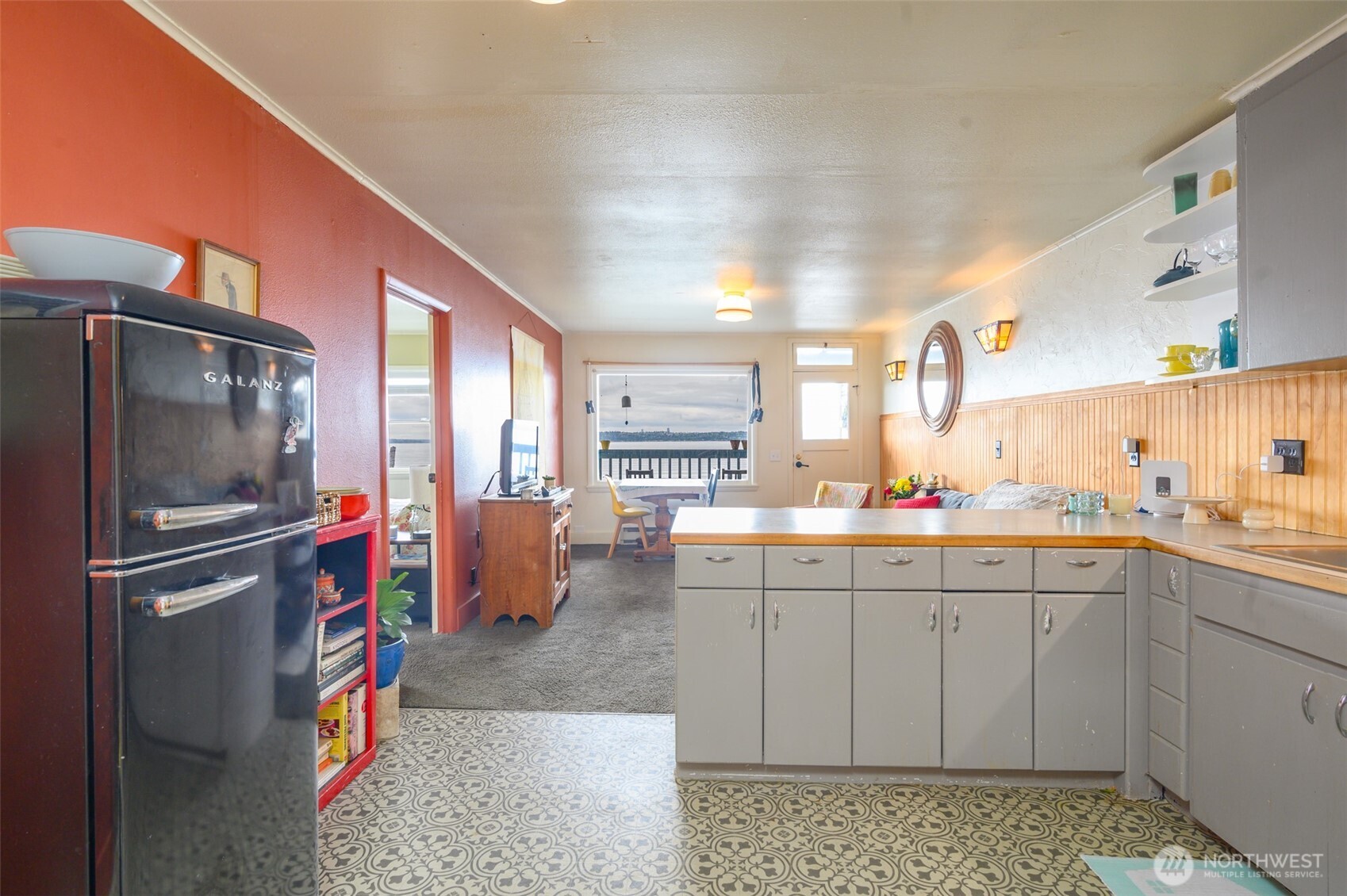 10824 Vashon Highway SW, Vashon, WA 98070