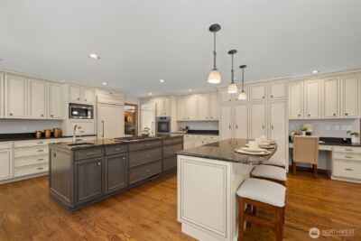 21520 SE 13th Place , Sammamish, WA 98075 - Photo 5