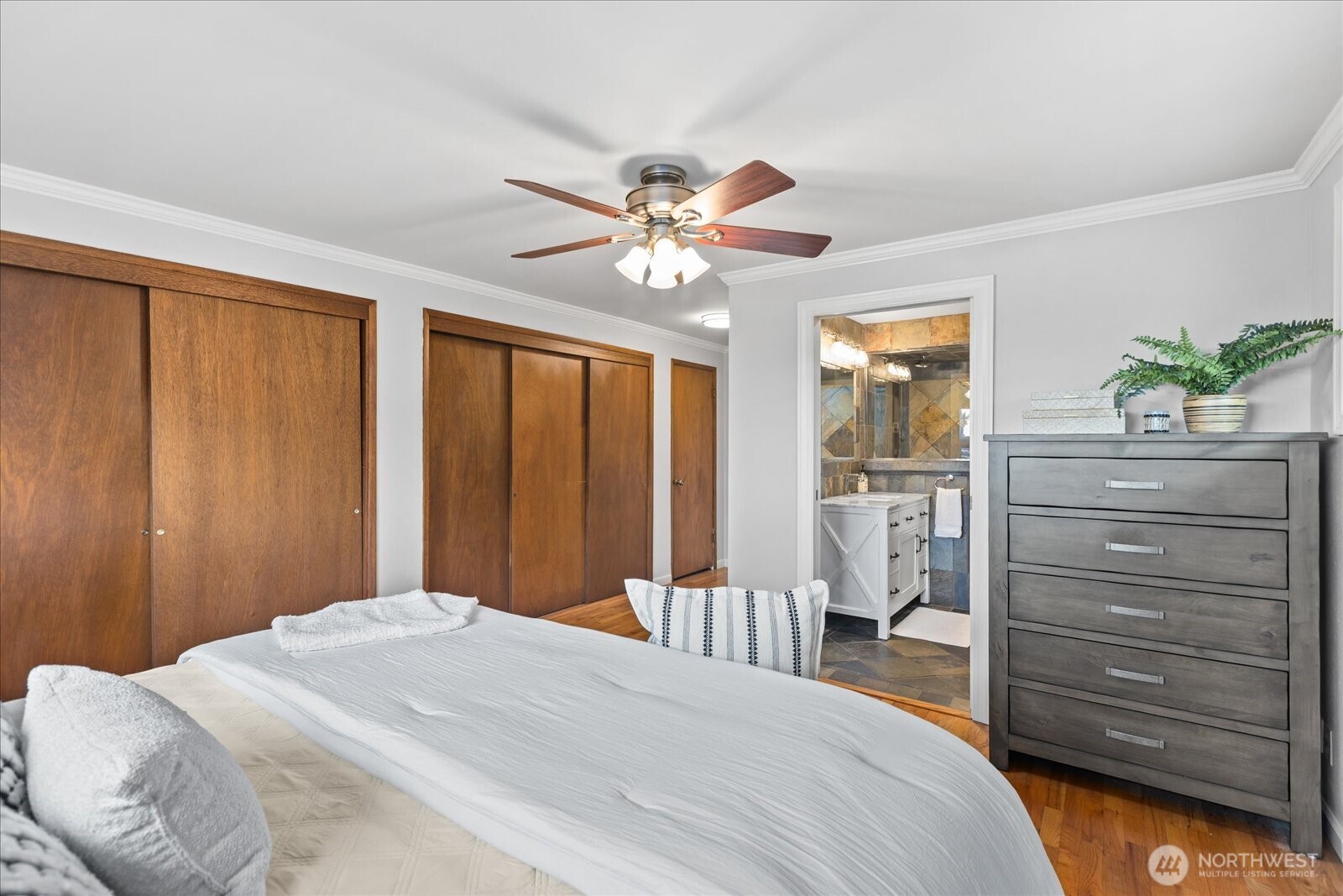747 Olympic Avenue , Edmonds, WA 98020