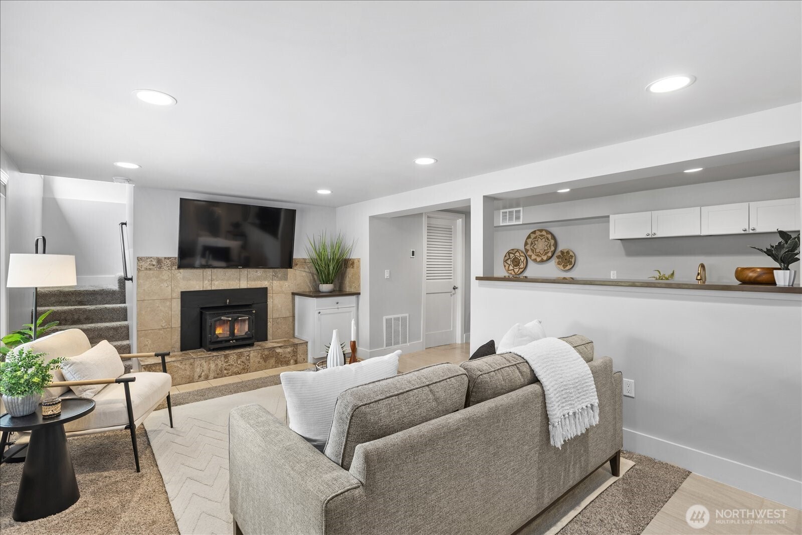 747 Olympic Avenue , Edmonds, WA 98020