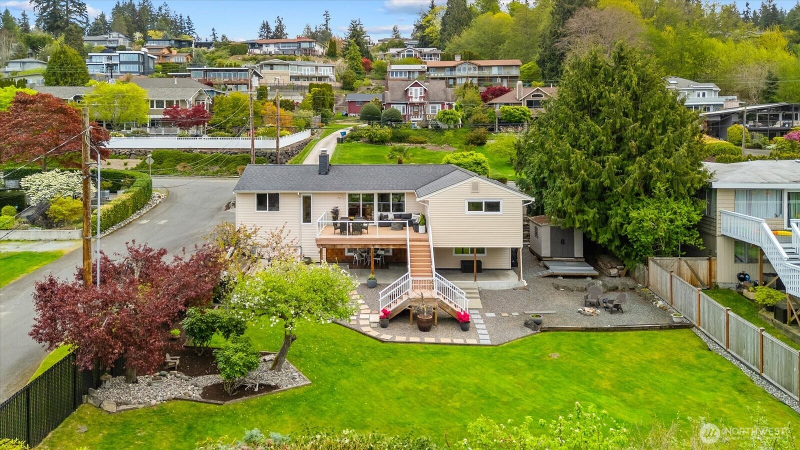 747 Olympic Avenue , Edmonds, WA 98020