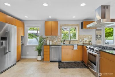 747 Olympic Avenue , Edmonds, WA 98020 - Photo 6