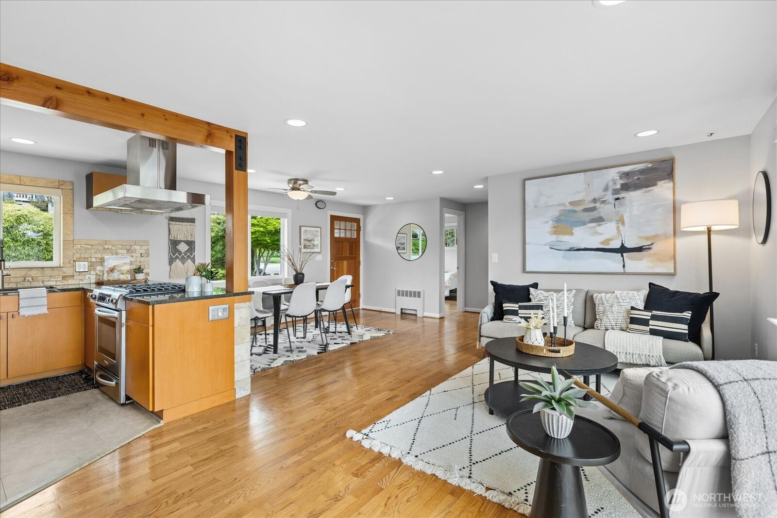 747 Olympic Avenue , Edmonds, WA 98020