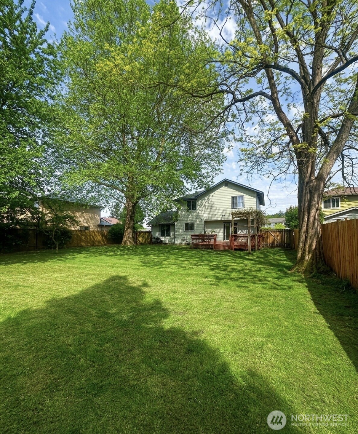 309 White River Drive , Pacific, WA 98047