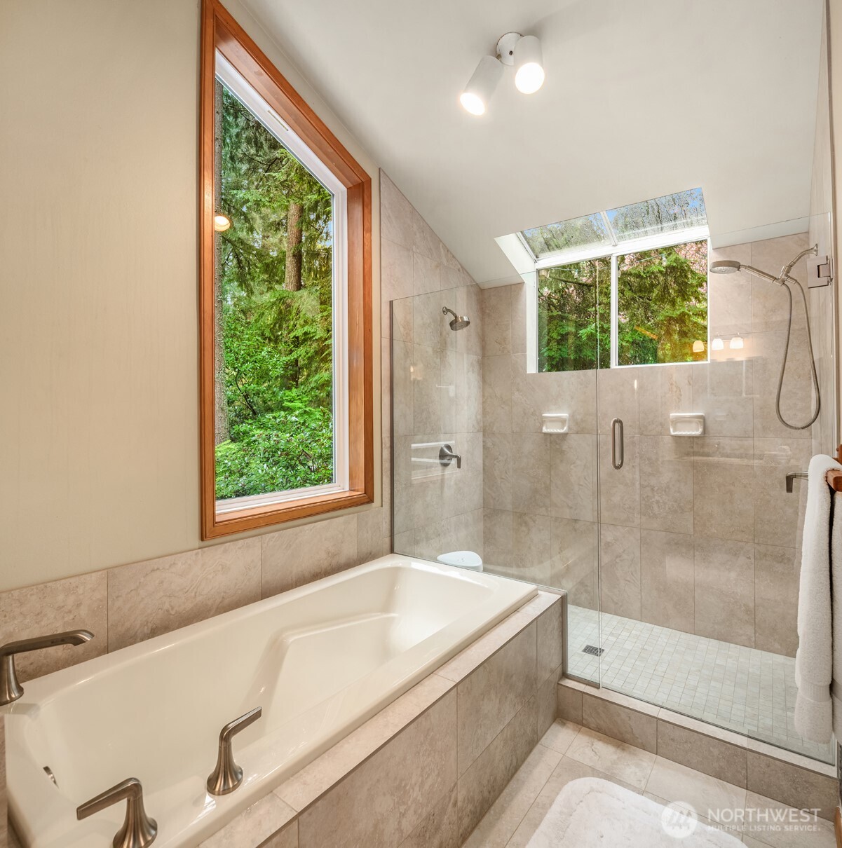 17220 NE 152nd Street , Woodinville, WA 98072