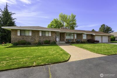 725 Canterbury Road NW, Soap Lake, WA 98851 - Photo 1