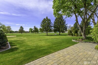 725 Canterbury Road NW, Soap Lake, WA 98851 - Photo 12