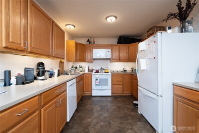 1917 Commercial Avenue , Anacortes, WA 98221 - Photo 13