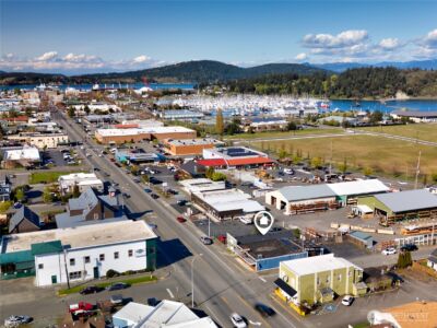 1917 Commercial Avenue , Anacortes, WA 98221 - Photo 24