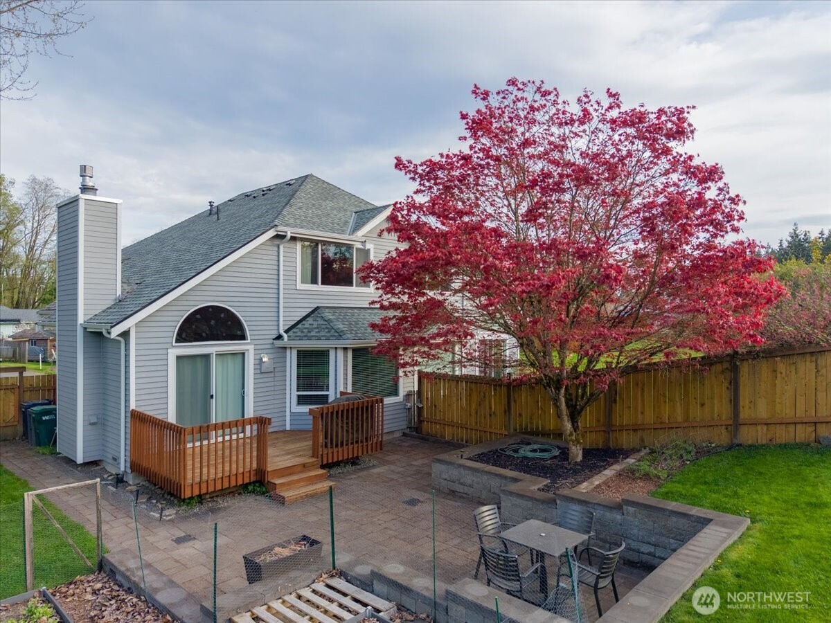 19906 28th Avenue W #B, Lynnwood, WA 98036