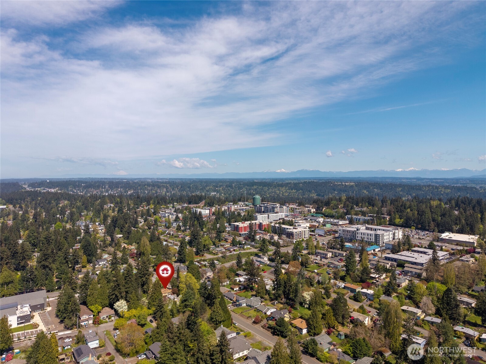 17427 10th Avenue NE, Shoreline, WA 98155