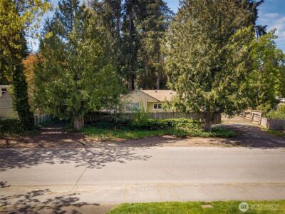 17427 10th Avenue NE, Shoreline, WA 98155 - Photo 2
